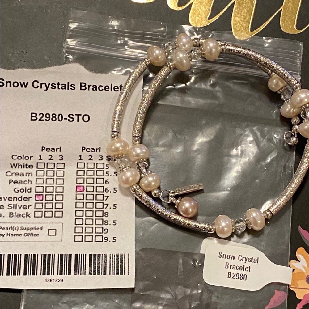 Vantel Pearls Snow Crystals Wire Wrap Bracelet